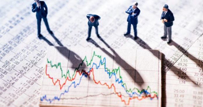 Dow Dips, Bitcoin Clings to Gains as Tuesday Promises Volatility