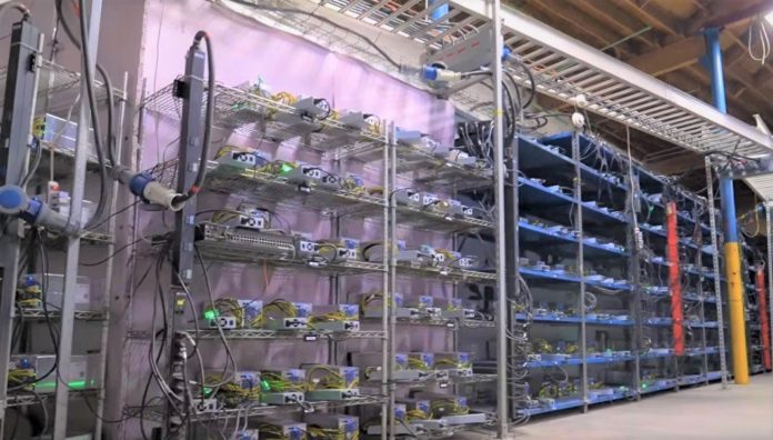 bitcoin mining farm