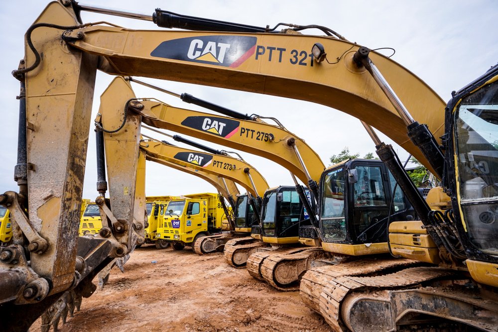 caterpillar threatens to cripple Dow recovery