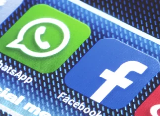 Whatsapp and Facebook Icons
